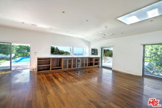 Foto del edificio - 6000 Philip Ave