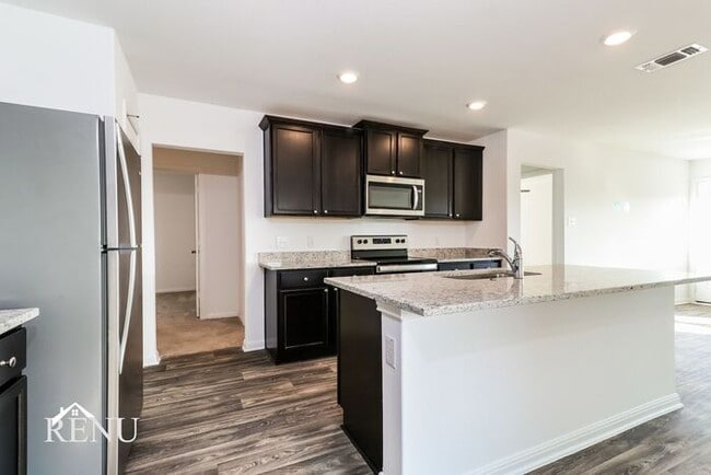 Building Photo - Coming Soon!