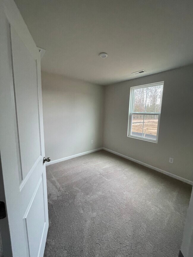 Bedroom 3 - 111 Starkey Pl