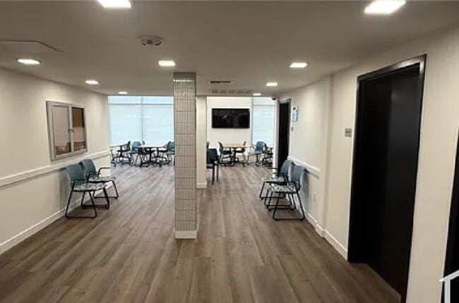 Building Photo - 5259 Mt Etna Dr