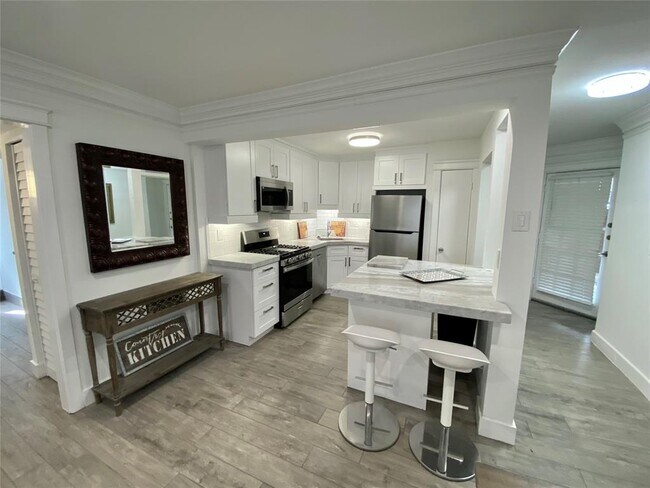 Foto del edificio - 614 Kipling St