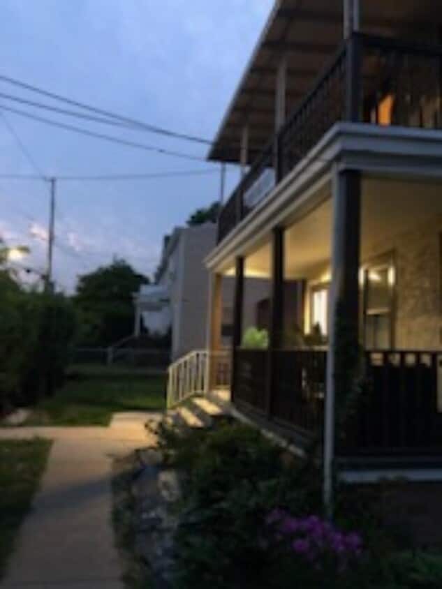 Primary Photo - 113 S 13th Ave