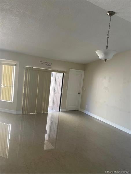 Building Photo - 9680 W Elm Ln