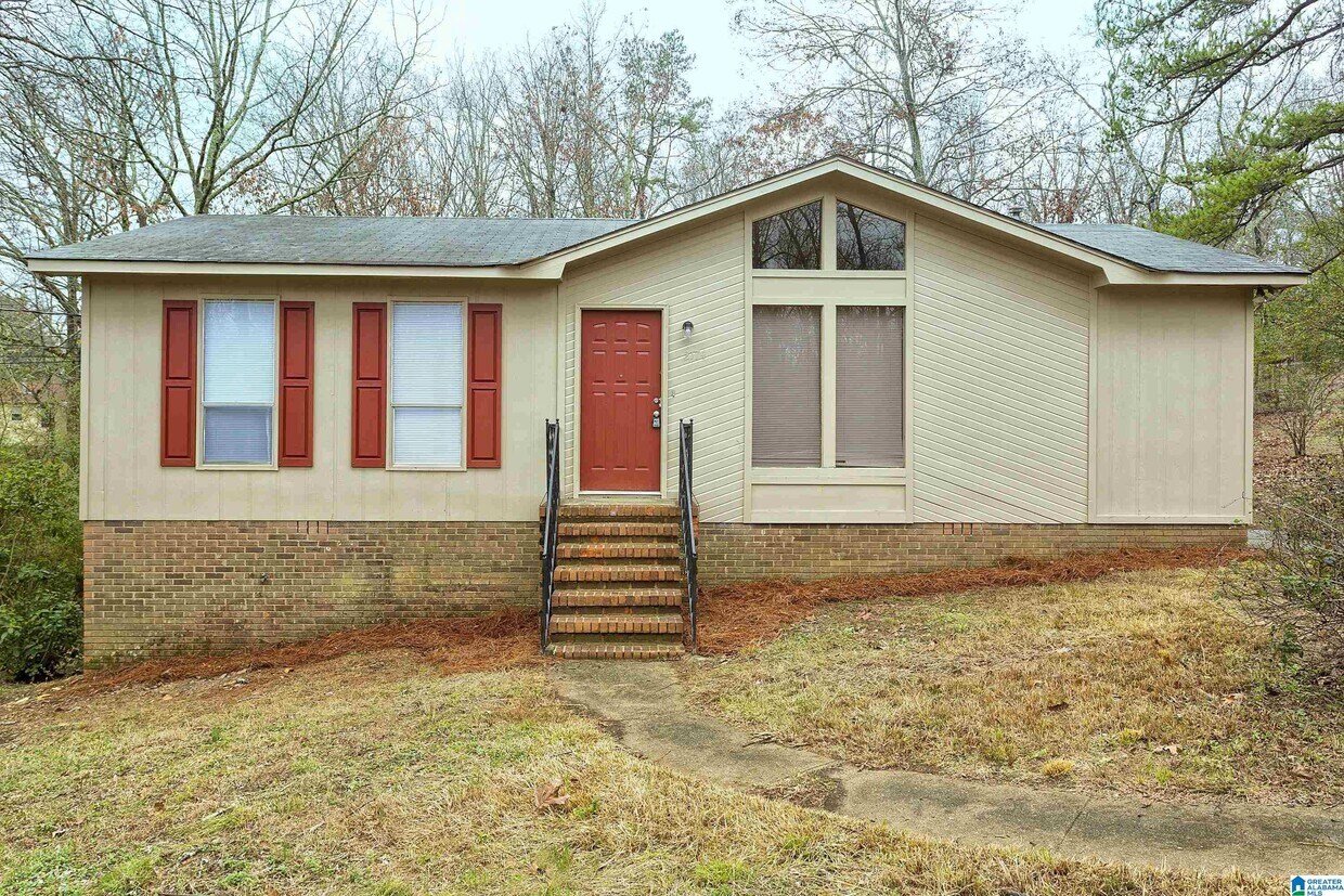 Primary Photo - 2174 Creekview Ln