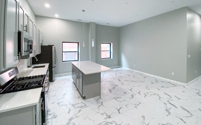 Foto del edificio - 225-235 Essex St