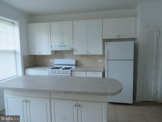 Foto del edificio - 301 W 18th St
