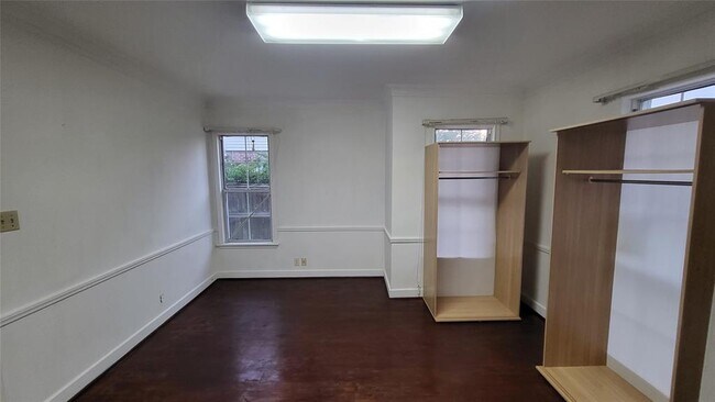 Foto del edificio - 2215 Dorrington St