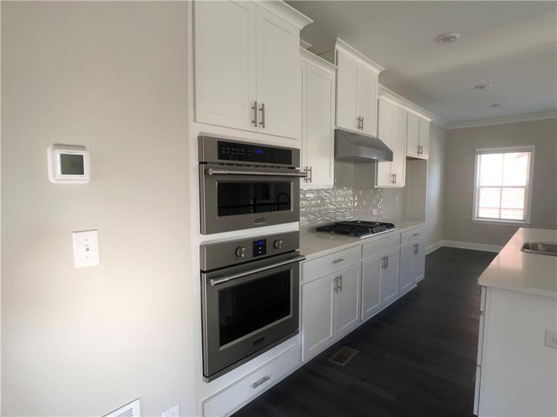 Building Photo - 3670 Trevi Ln