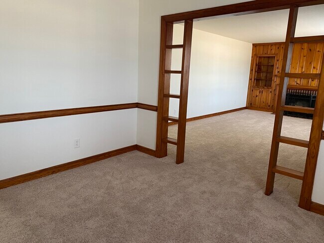 Foto del edificio - 3307 Lanceor Dr
