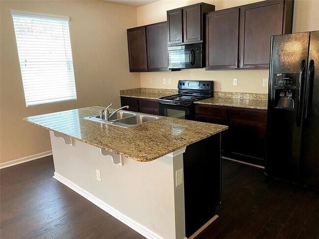 Foto del edificio - 3110 Boxwood Crossing