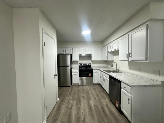 Foto del edificio - 410 Oakwood Ave