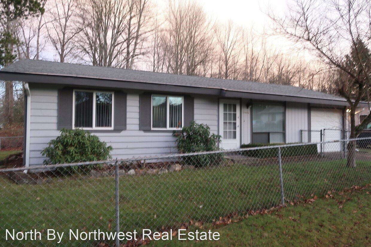 Primary Photo - 3 br, 1 bath House - 10989 SE 225th St