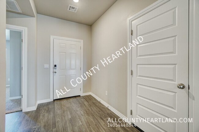 Foto del edificio - 10512 NW 26th St