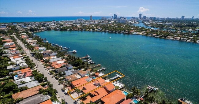 Foto del edificio - 1400 Stillwater Dr