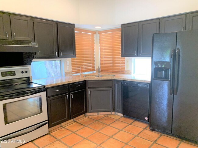 Foto del edificio - 4667 W Harrison St