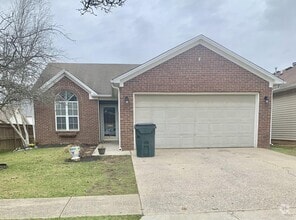 Building Photo - 1205 Harmes Way