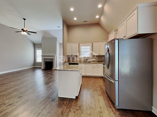 Foto del edificio - 3397 Marion Ln