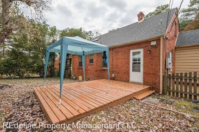 Foto del edificio - 3 br, 2 bath House - 1203 Santa Rosa Road