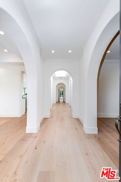 Building Photo - 607 N La Jolla Ave