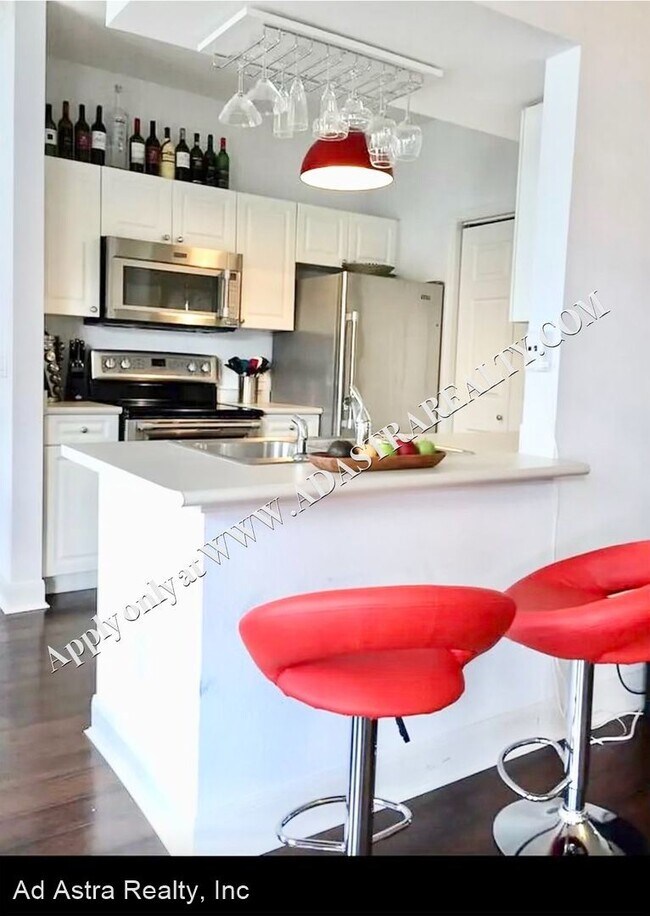 Building Photo - 1 br, 1 bath House - 11631 Unit E Tomahawk...