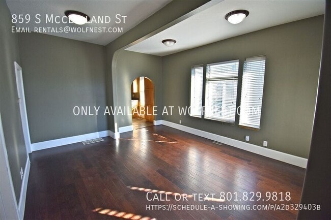 Building Photo - 859 S McClelland St