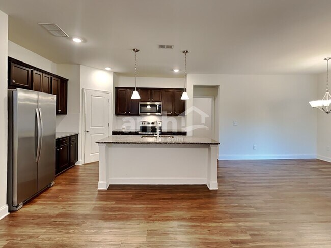 Foto del edificio - 209 Rivulet Dr