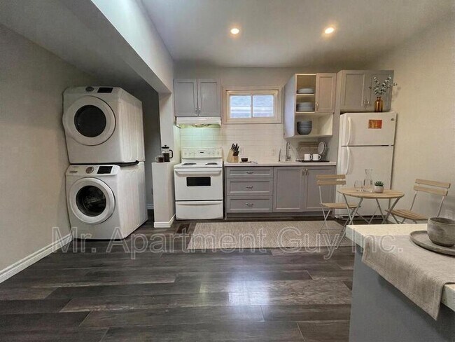 Photo du bâtiment - 163 E 5th St