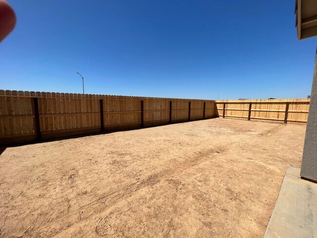 Foto del edificio - "Modern & Energy-Efficient 3BR/2BA Home with Solar - Perfect for Families!"