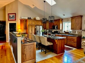 Building Photo - 174 Victoria Ln