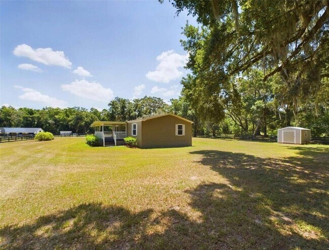 Foto del edificio - 12250 NW 7th St