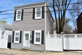 Building Photo - 745 Vine St