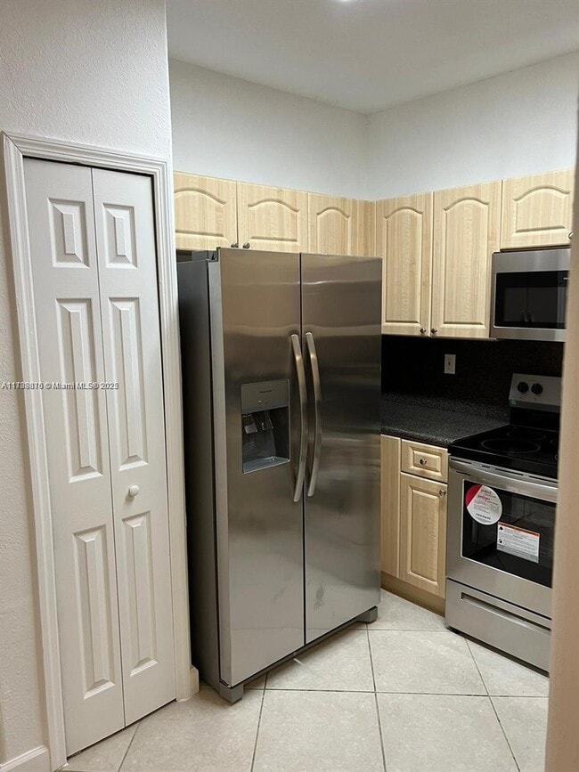 Foto del edificio - 2758 SE 17th Ave