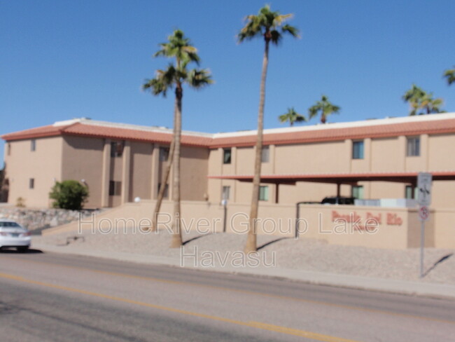 Foto del edificio - 1957 Mesquite Ave