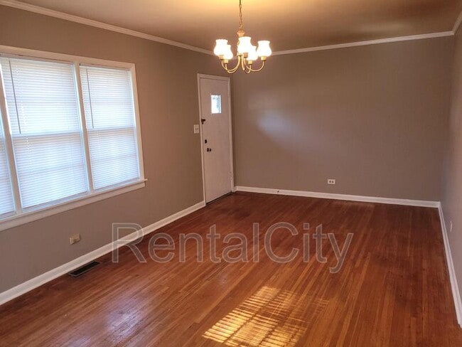 Building Photo - 112 Wheatley Dr