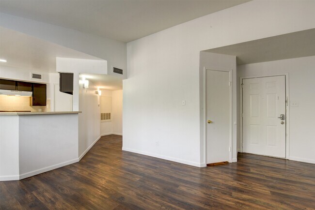 Building Photo - 7200 W T C Jester Blvd