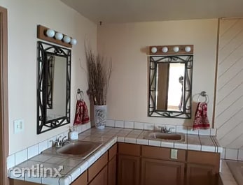 Building Photo - 3 br, 2 bath House - 3151 Westridge Dr
