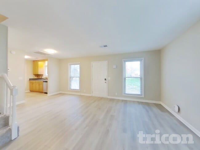 Building Photo - 426 Kinsey Blvd