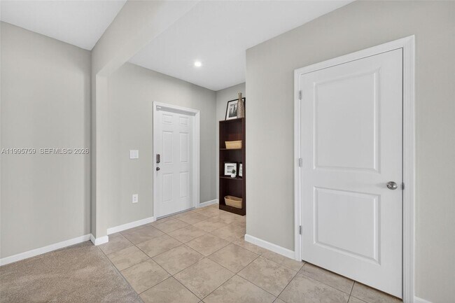 Foto del edificio - 220 Raspberry Rd