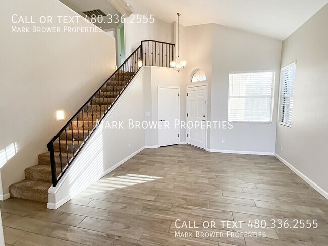 Foto del edificio - 4102 E Woodland Dr