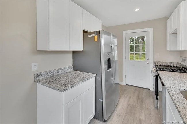 Building Photo - 51 Mill St