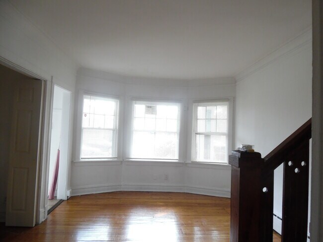 Building Photo - 6520 S Rockwell St