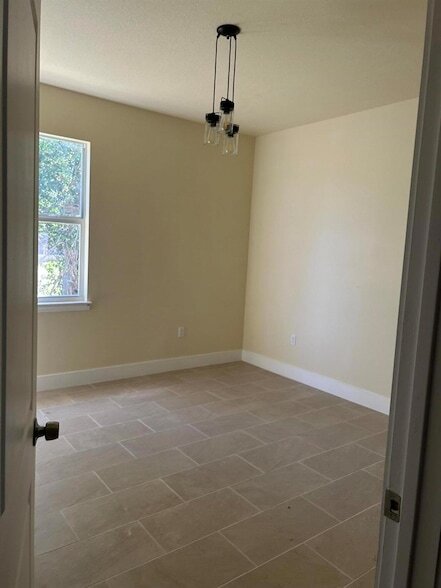 Foto del edificio - 768 Lindo Ln