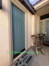 Building Photo - 1525 Winding Sun Dr