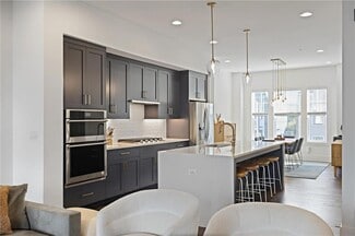 Building Photo - 1332 Booth Ave NW