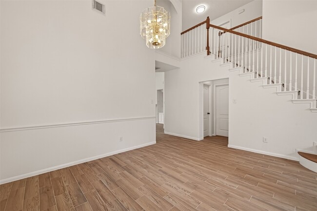 Building Photo - 3206 Shadowfern Ct