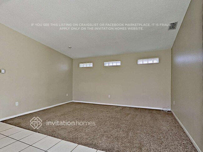 Building Photo - 17011 SW 139th Pl