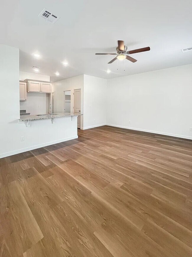 Foto del edificio - 203 SW 17th St