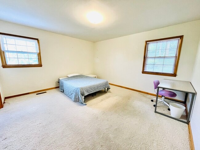 Foto del edificio - 4006 S Crestview Dr NW