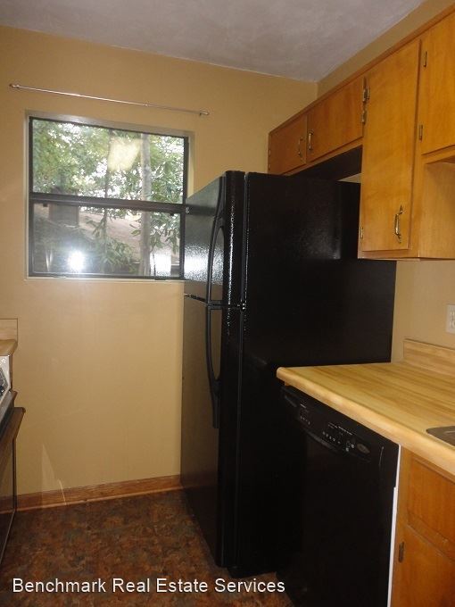 Building Photo - 2 br, 1.5 bath House - 128 Parkbrook Circle