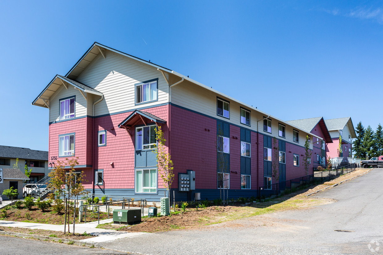 Building Photo - 34th Street Apartments